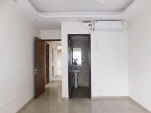 3 BHK Apartment For Rent in Jaypee Greens Aman, Sector 151
