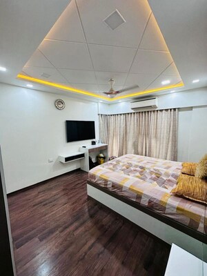 Bedroom in 2.5 BHK Apartment at K Raheja Vistas, Powai – for Sale