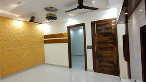 Room in 3 BHK Apartment at Palm Residency Chhatarpur, Chattarpur – for Rent