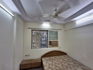 Living Room in 2.5 BHK Apartment at Lokhandwala Infrastructure Sapphire Heights, Kandivali East – for Rent