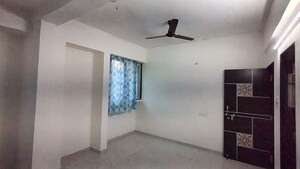 Room in 2 BHK Apartment at Venkatesh Madhuban, Baner – for Rent