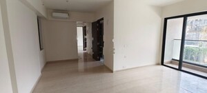 Room in 2 BHK Apartment at Kalpataru Magnus, Bandra East – for Rent
