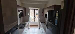 Team Area in 2 BHK Apartment at Kalpataru Magnus, Bandra East – for Rent