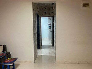 Room in 1.5 BHK Apartment at Kashish Park Apartment, Lal Bahadur Shastri Road – for Rent