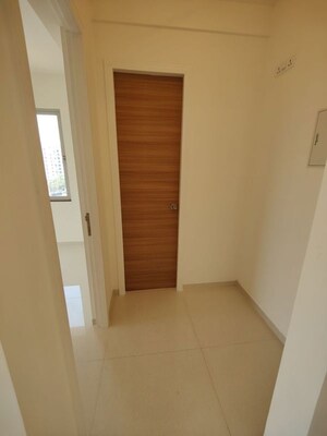 Room in 2 BHK Apartment at Kalpataru Crescendo, Wakad – for Sale