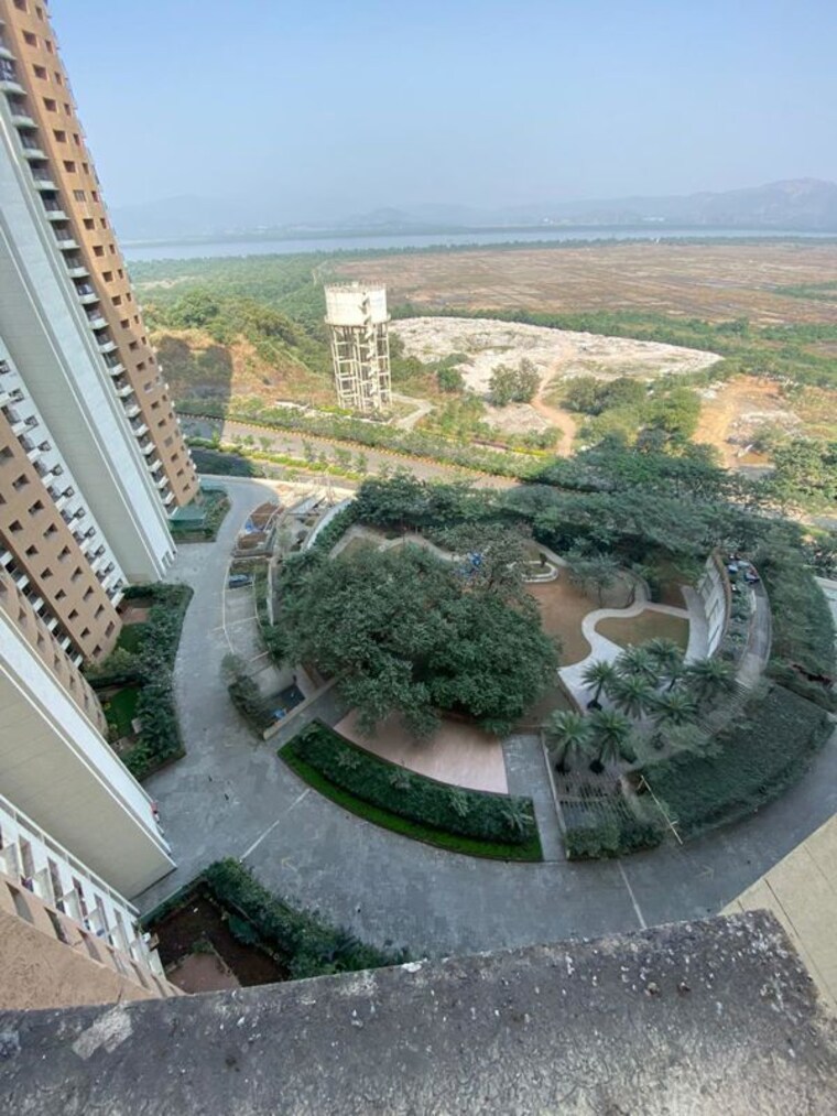 Exterior View, lodha-splendora 3 Bedroom 1100 Sq.Ft. Apartment In Ghodbunder Road Thane 10263307