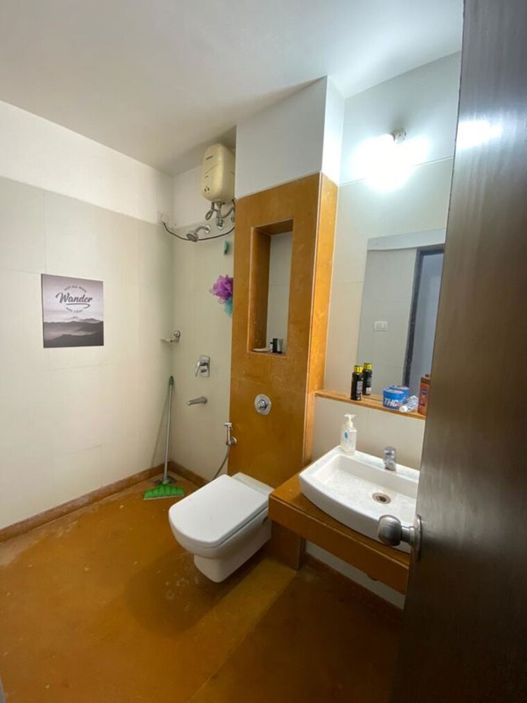 Living Room, lodha-splendora 3 Bedroom 1100 Sq.Ft. Apartment In Ghodbunder Road Thane 10263307