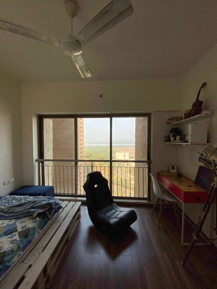 Living Room, lodha-splendora 3 Bedroom 1100 Sq.Ft. Apartment In Ghodbunder Road Thane 10263307