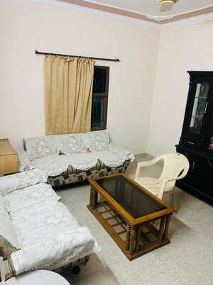 Living Room in 1 BHK Apartment at Sector 4 – for Rent