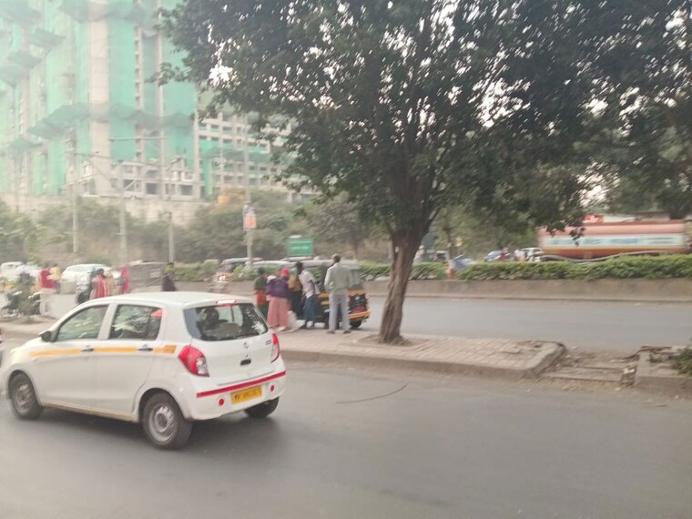  Parking, raviraj-crossroads Commercial Showroom 550 Sq.Ft. In Wakad Pune 10263323