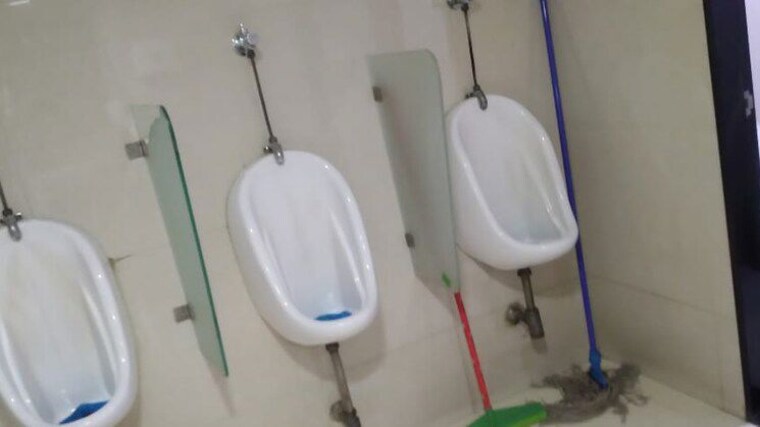 Bathroom, andheri west Commercial Office Space 1560 Sq.Ft. In Andheri West Mumbai 10263370