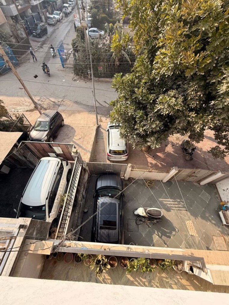 Exterior View, sector 21d 3 Bedroom 250 Sq.Yd. Builder Floor In Sector 21d Faridabad 10263369