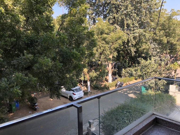 Balcony, palam-vihar-residents-association 3 Bedroom 1750 Sq.Ft. Builder Floor In Palam Vihar Gurgaon 10263392