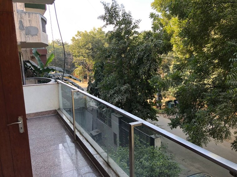 Balcony, palam-vihar-residents-association 3 Bedroom 1750 Sq.Ft. Builder Floor In Palam Vihar Gurgaon 10263392