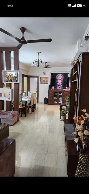 Living Room in 3.5 BHK Apartment at Omaxe Heights, Sector 86 – for Rent