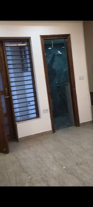 Staircase in 3 BHK Apartment at BPTP District 3, Sector 85 – for Rent