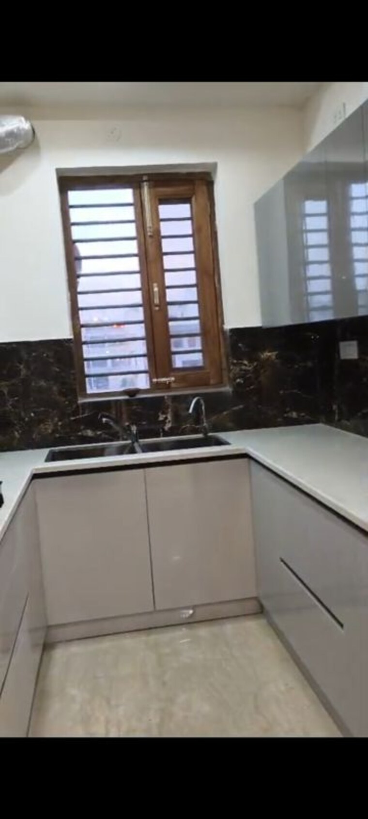 Kitchen, bptp-district-3 3 Bedroom 150 Sq.Yd. Apartment In Sector 85 Faridabad 10263491