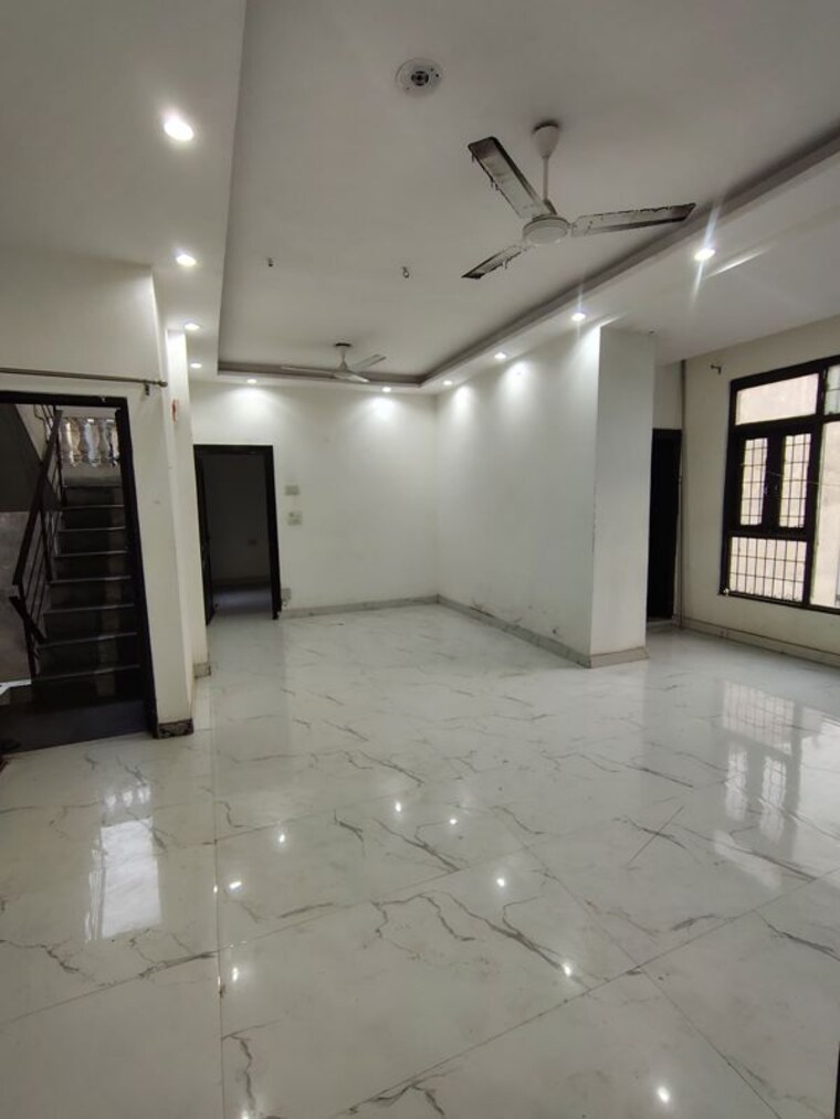 Room, ashoka enclave 3 Bedroom 1250 Sq.Ft. Builder Floor In Ashoka Enclave Faridabad 10263485