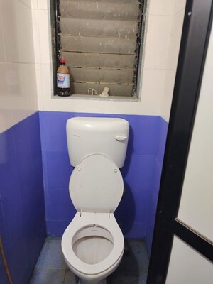 Bathroom in 1 BHK Apartment at Jeevan Vihar CHS, Bhandup East – for Sale