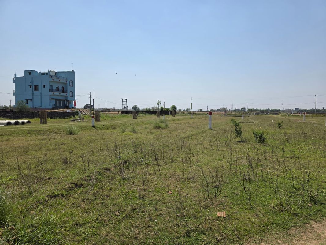 Plot For Sale in Anand Greens