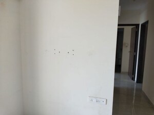 Room in 1.5 BHK Apartment at HDIL Dreams, Bhandup West – for Rent