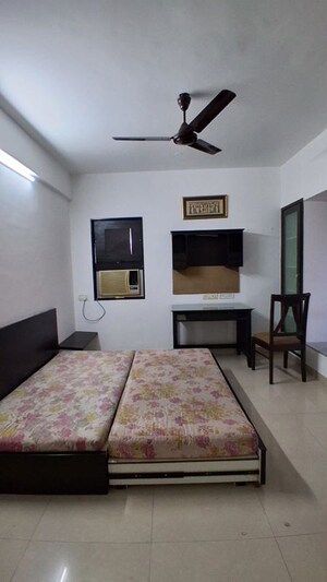 Bedroom in 3 BHK Apartment at Shikhar Kunj Malad, Malad East – for Rent