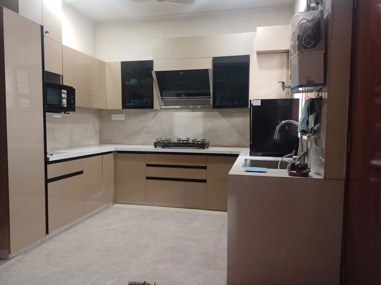 Kitchen, bptp-park-central 3.5 Bedroom 250 Sq.Yd. Builder Floor In Sector 85 Faridabad 10263483
