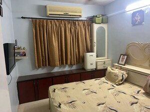 Bedroom in 2 BHK Apartment at JP Eminence, Andheri West – for Rent