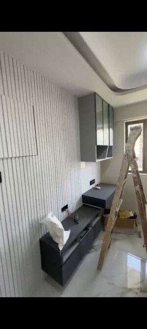 Team Area in 3.5 BHK Apartment at Anant Tara, Kandivali West – for Rent