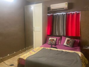 Bedroom in 2 BHK Apartment at JP Eminence, Andheri West – for Rent
