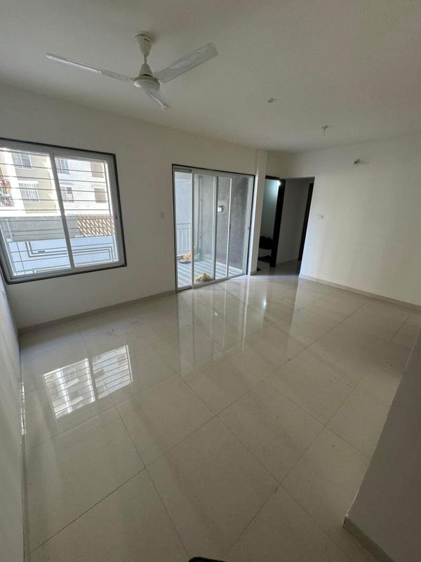 2 BHK + Pooja Room Apartment For Rent in Goel Ganga Amber