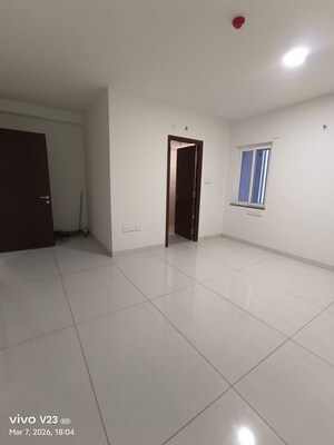 Room in 3 BHK Apartment at Candeur Lakescape, Kondapur – for Sale