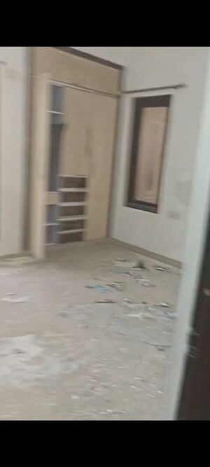 Room in 3 BHK Apartment at Omaxe Royal Residency Faridabad, Sector 79 – for Rent