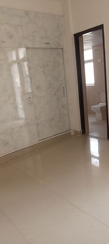 3 BHK 1575 Sq.Ft. Apartment in Amrapali Heartbeat City