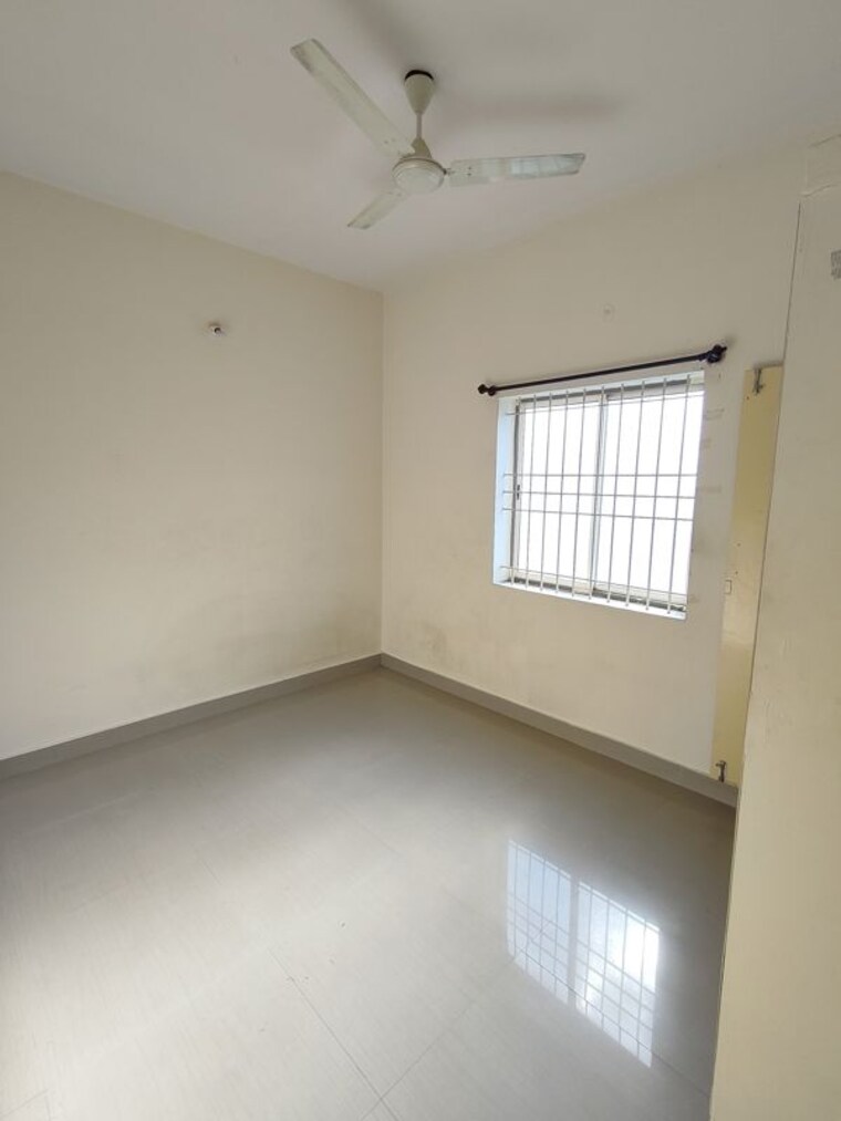 Room, lb shastri nagar 1 Bedroom 450 Sq.Ft. Builder Floor In Lb Shastri Nagar Bangalore 10263734