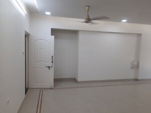 Living Room in 3 BHK Apartment at Chembur – for Rent