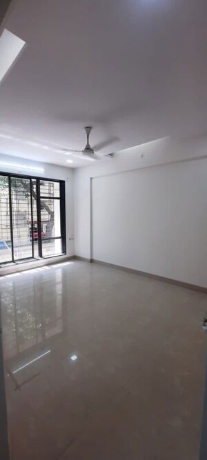 Bedroom in 3 BHK Apartment at Chembur – for Rent
