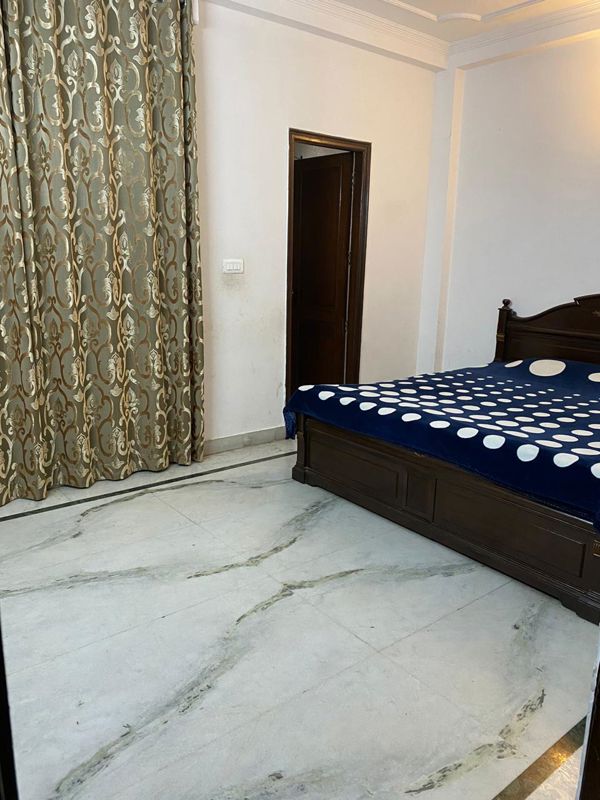 3 BHK + Servant Room Builder Floor For Rent in Malviya Nagar