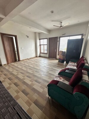 3 BHK Builder Floor For Rent in Sector 3 Greater Noida