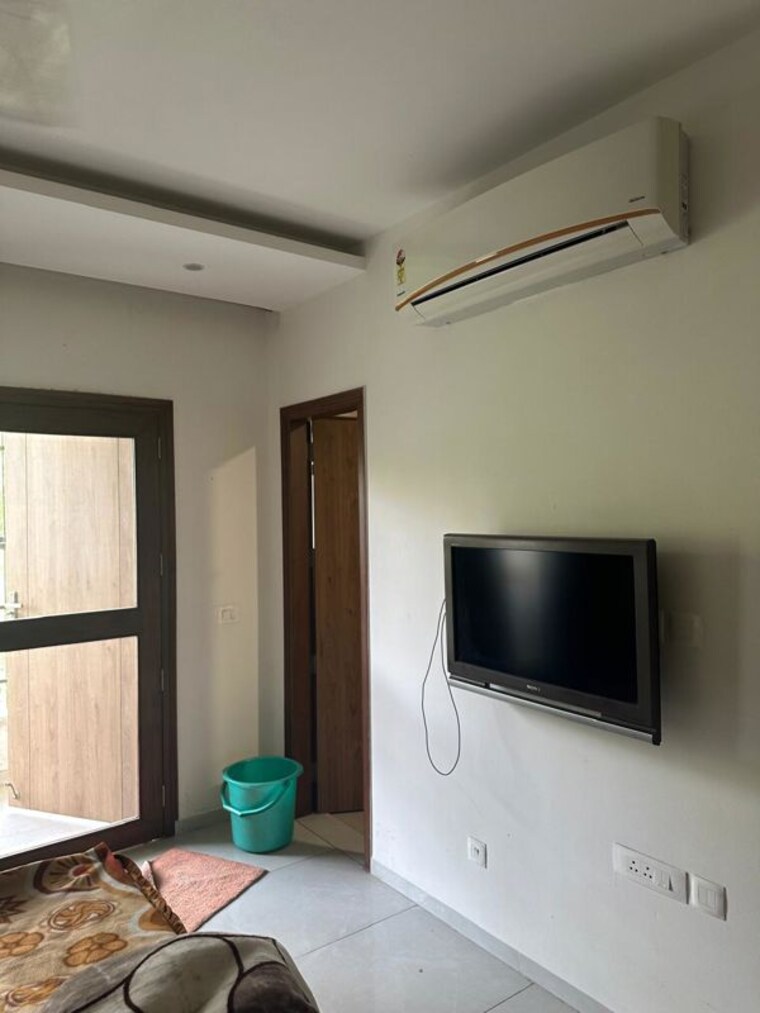 undefined, ansal-sushant-shopping-arcade 3 Bedroom 1450 Sq.Ft. Builder Floor In Sector 27 Gurgaon 10263806