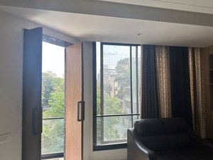 Building Lobby in 3 BHK Builder Floor at Ansal Sushant Shopping Arcade, Sector 27 – for Rent