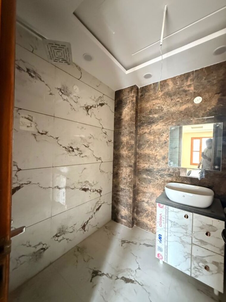 Attached Bathroom, bptp-eden-estate 3 Bedroom 278 Sq.Ft. Builder Floor In Sector 81 Faridabad 10263831