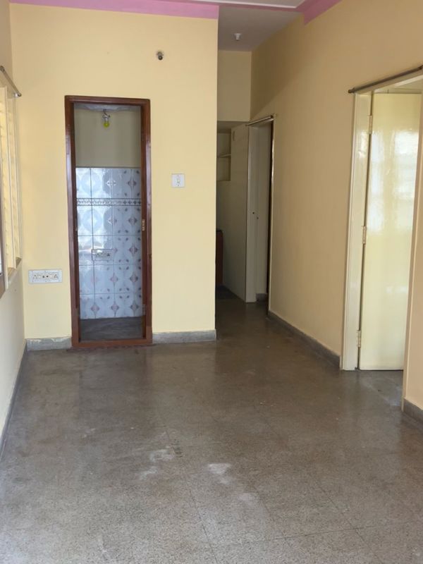 2 BHK + Pooja Room Builder Floor For Rent in Kumaraswamy Layout