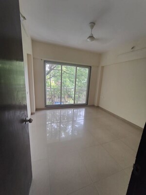 Bedroom in 3 BHK Apartment at Chembur – for Rent