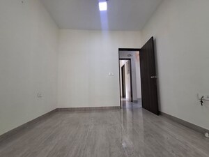 Room in 2 BHK Apartment at Lodha Luxuria Priva, Majiwada – for Sale