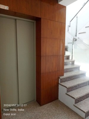 Room in 4 BHK Builder Floor at Greater Kailash ii – for Rent