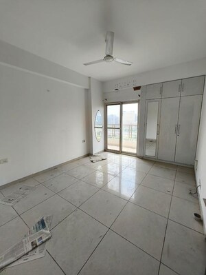 Bathroom in 4 BHK Apartment at Gulshan Vivante, Sector 137 – for Sale