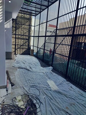 Balcony in 2 BHK Builder Floor at Sector 52 – for Rent