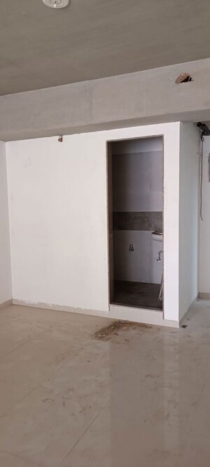 Room in  Office Space at Sola – for Rent