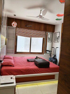 Bedroom in 4 BHK Apartment at 42 Parkview, Science City – for Rent